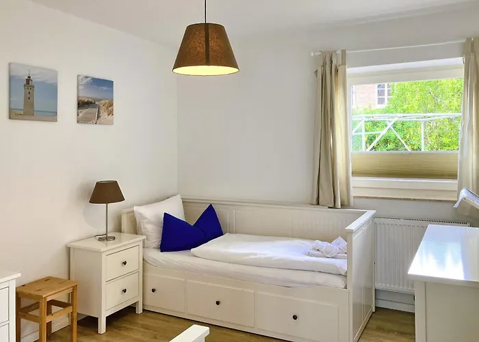 Holiday home Friesenstern 1, Rebbelstieg