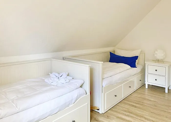 Holiday home Friesenstern 1, Rebbelstieg *