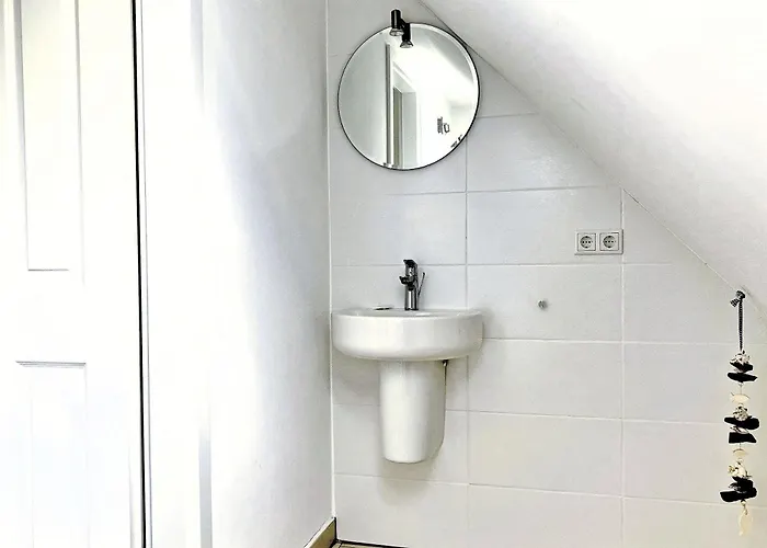 Friesenstern 1, Rebbelstieg